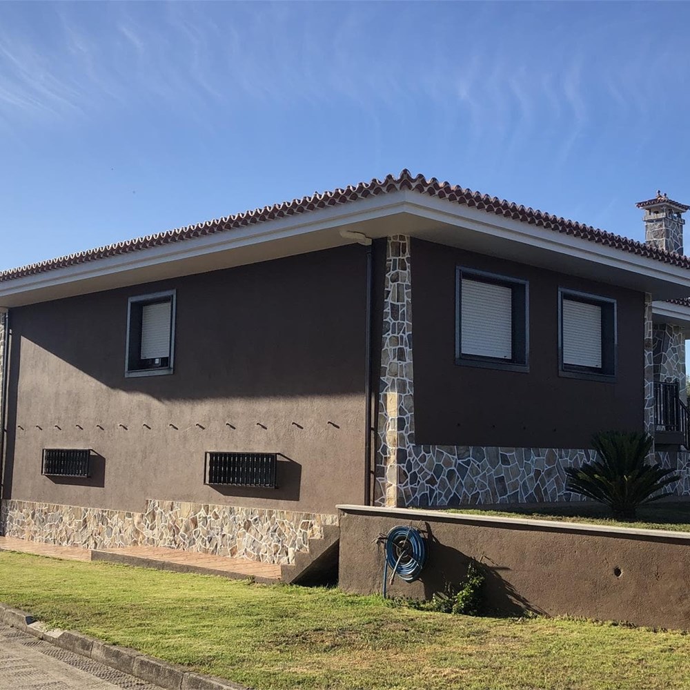 PINTURA EXTERIOR (Trabajos de decoración y pintura en A Estrada)